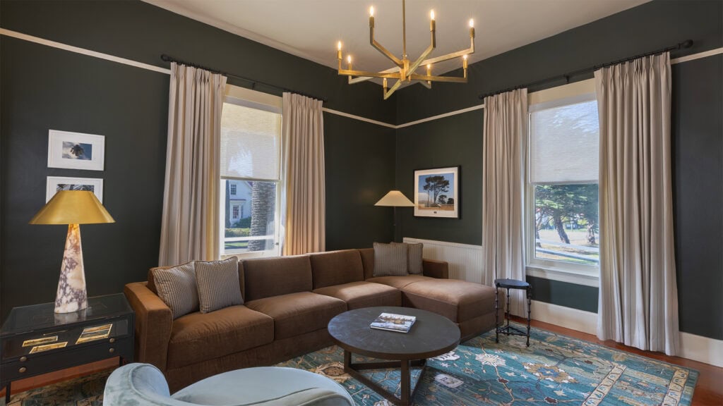 Presidio Lodging - Funston House Living Room - Professional Architectural Photography